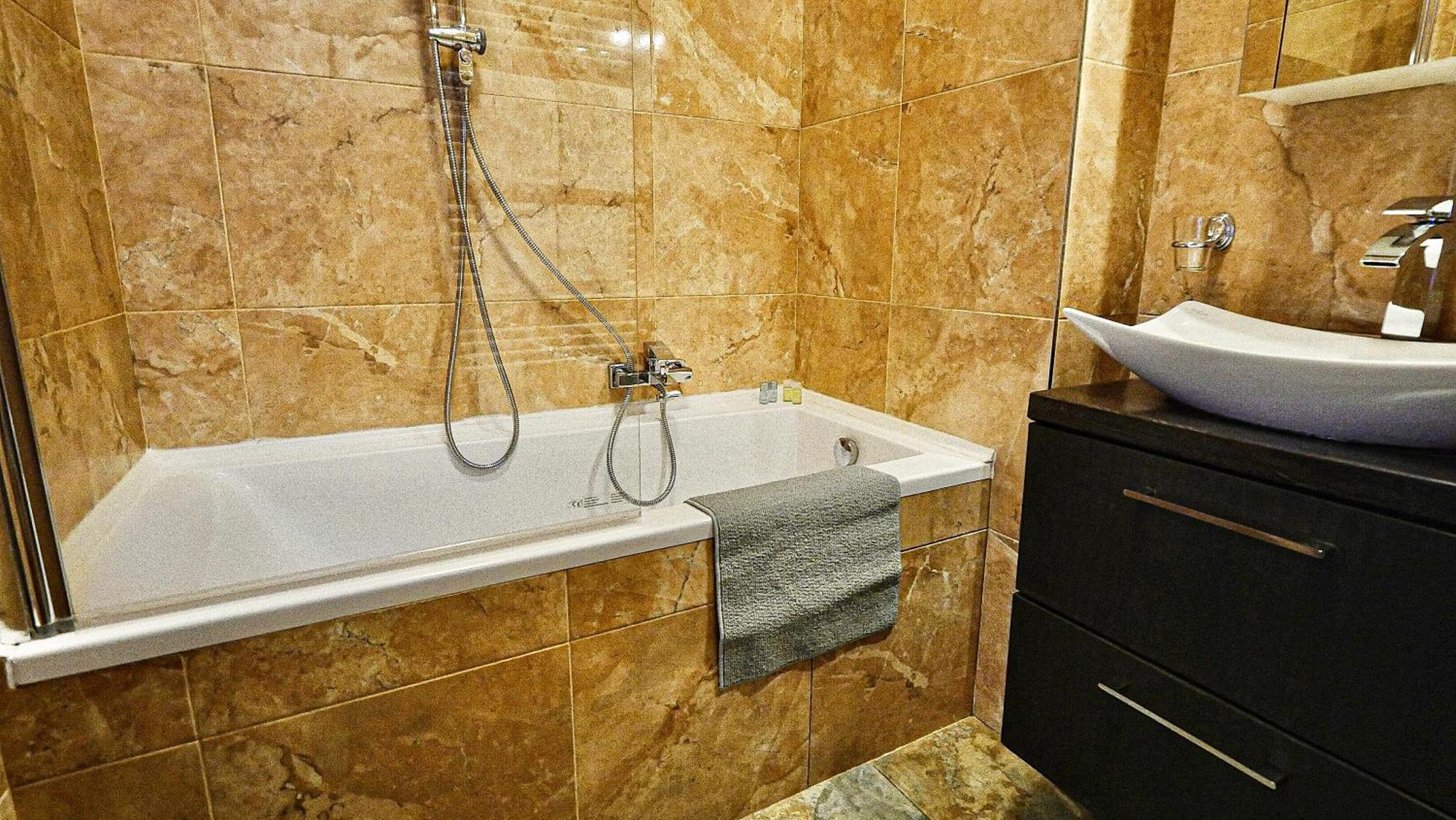 Residence Moravia Apartments كارلوفي فاري المظهر الخارجي الصورة